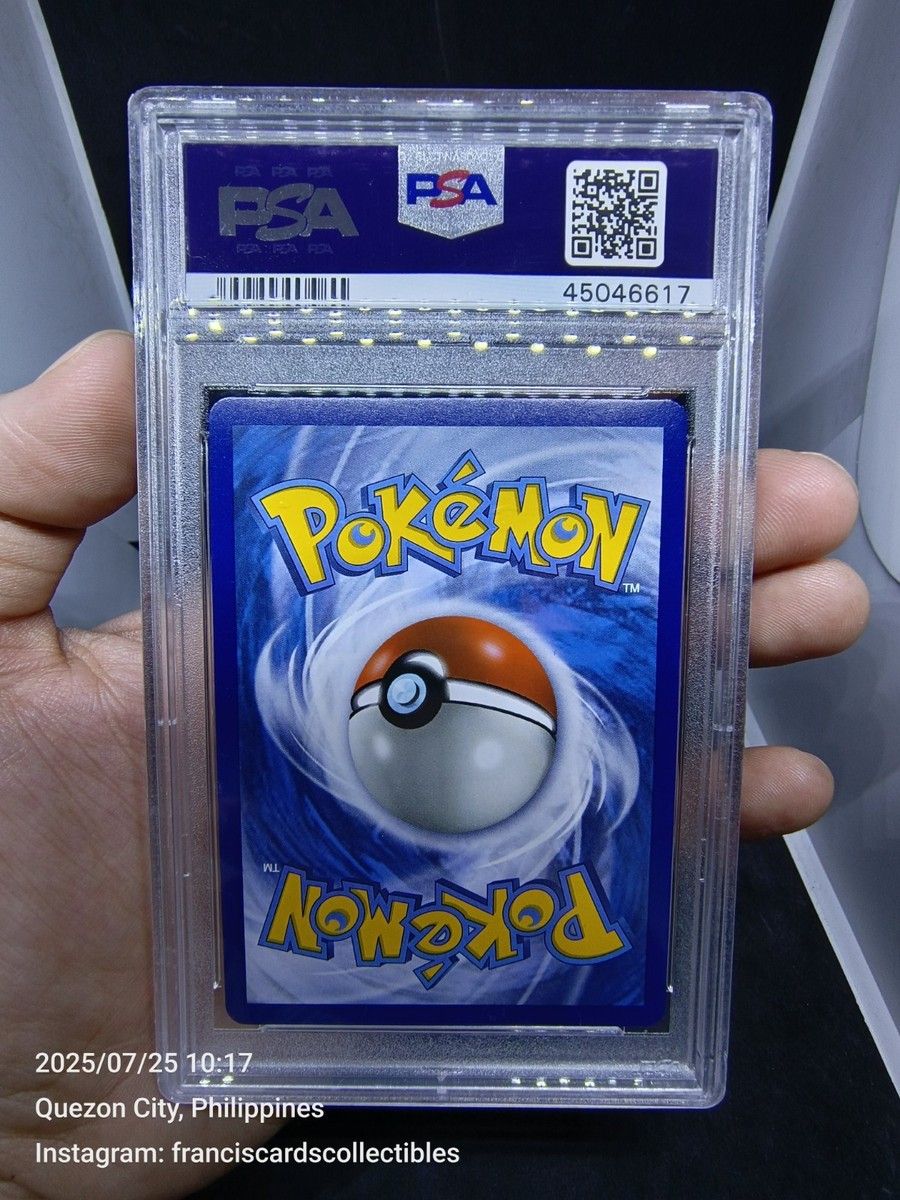 Pokemon Card - PSA 10: GRENINJA & ZOROARK GX #200 - FULL ART (SM