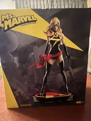 Ms. Marvel: Carol Danvers 1/4 Sideshow Collectibles Premium Format statue