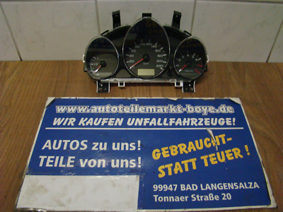Mitsubishi Colt CZ3, BJ. 08, 1,5 70 KW Tachometer/Kombiinstrument, 8100A929