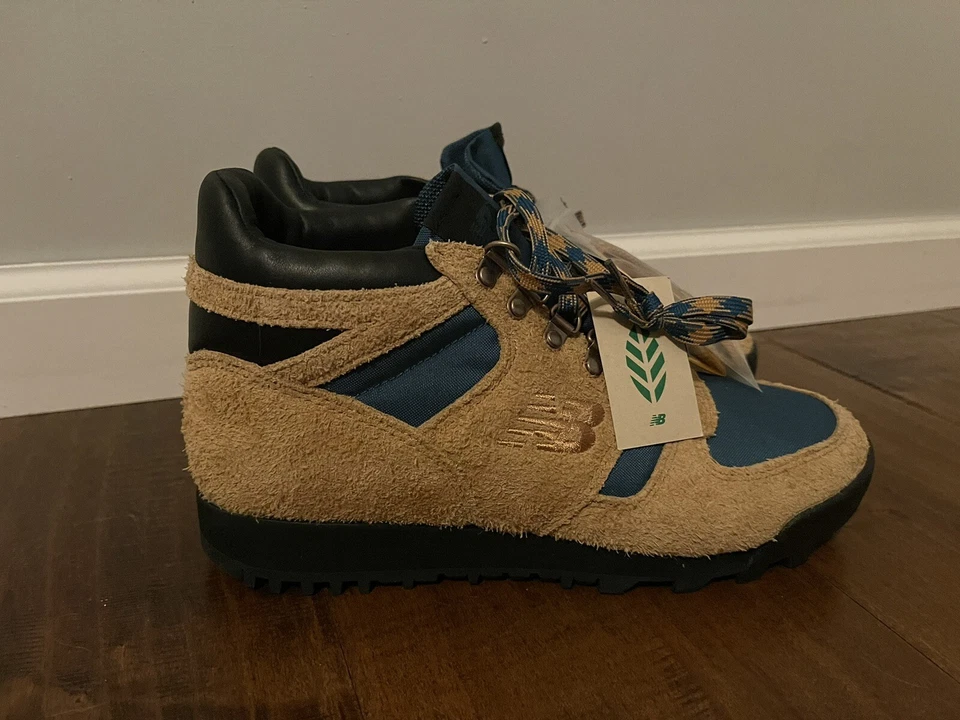 New Balance Rainer Boots URAINAA Vibram Beige Blue Hiking - Men's 8.5 D - New! - Image 2 of 4