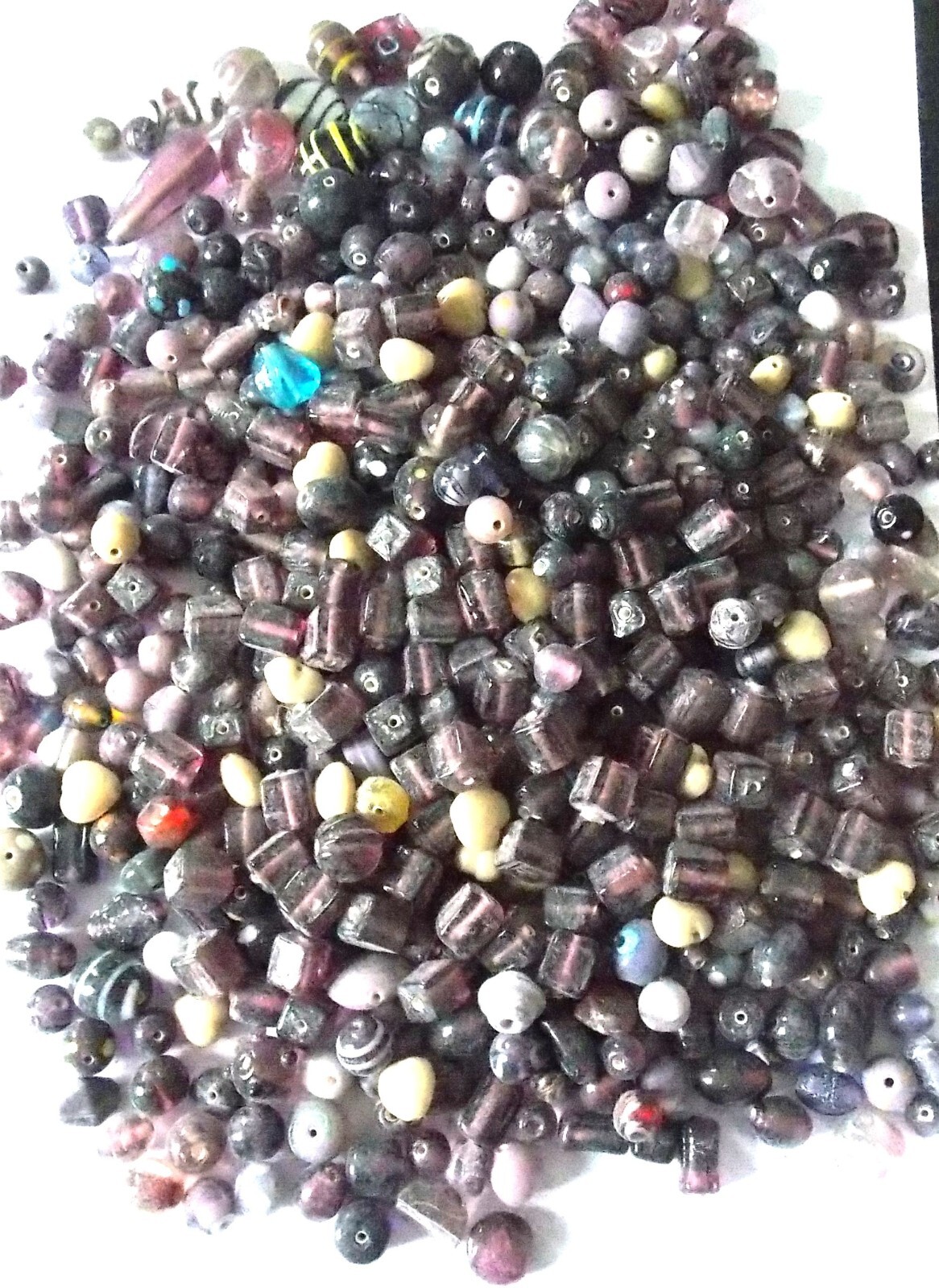 Perles en pâte de verre de qualité supérieure grand lot nuances violine et gris