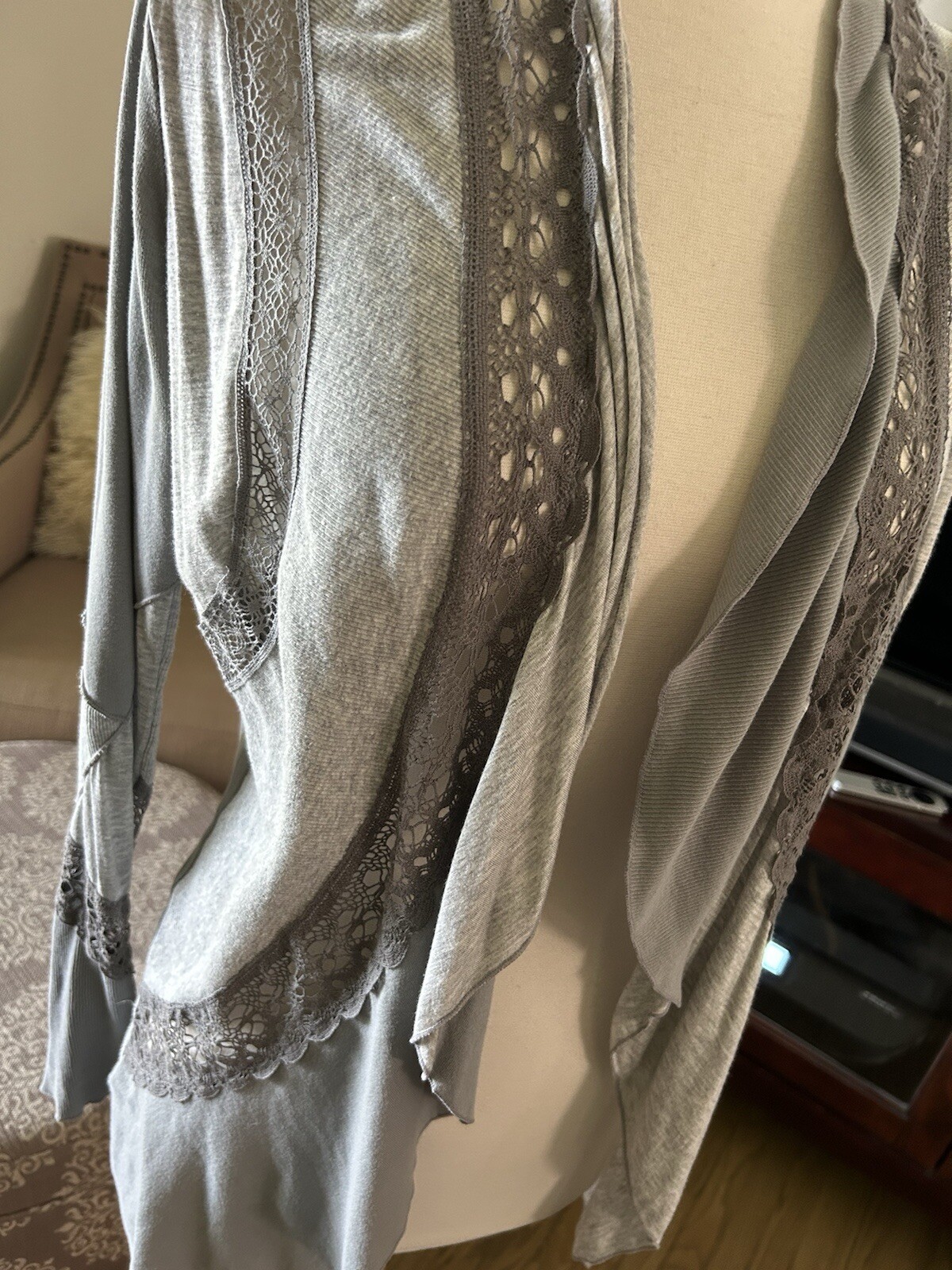 Anthropologie Tiny grey patchwork crochet lace wa… - image 5