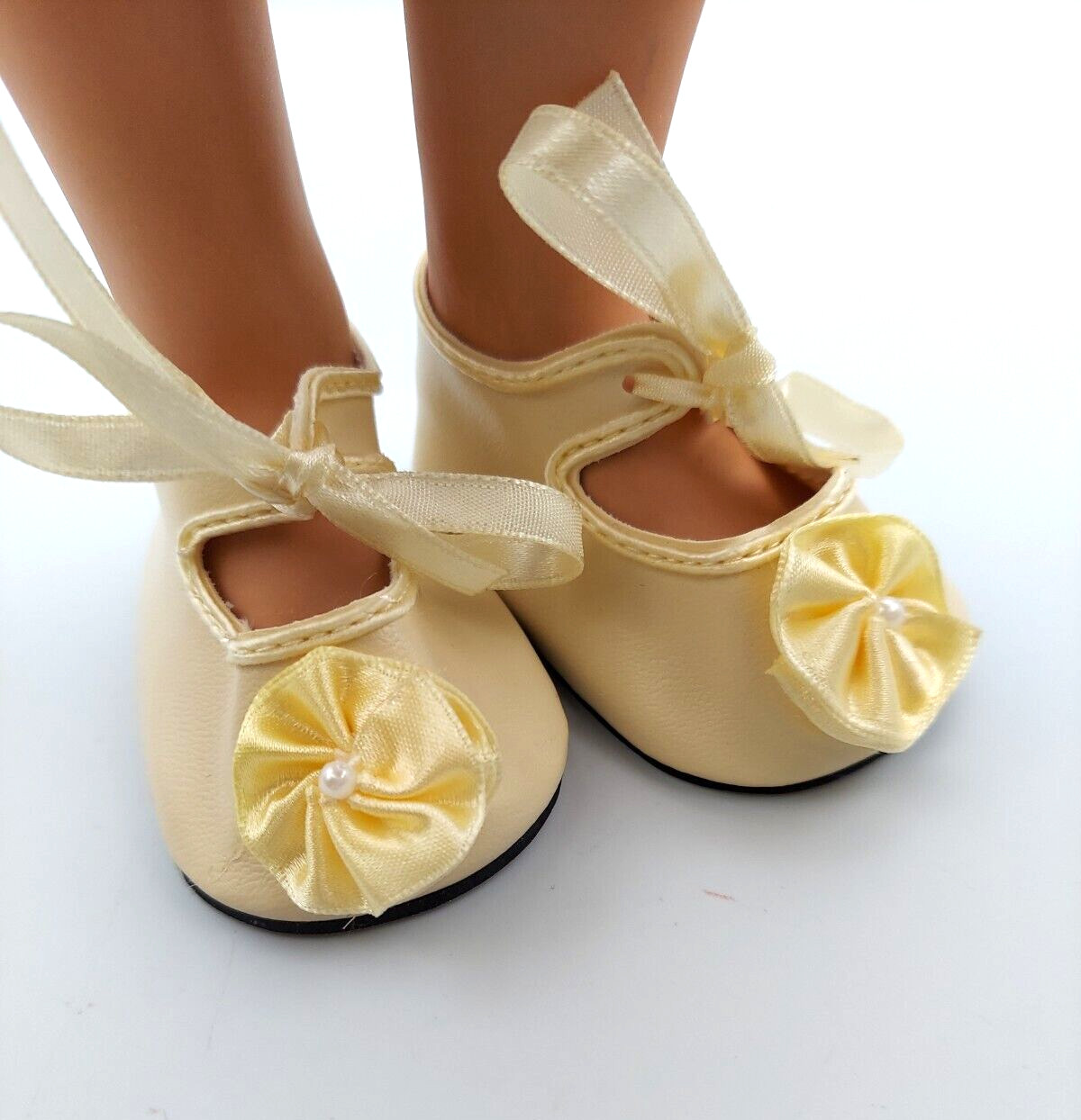 Doll shoes lot of 4 pair for large dolls