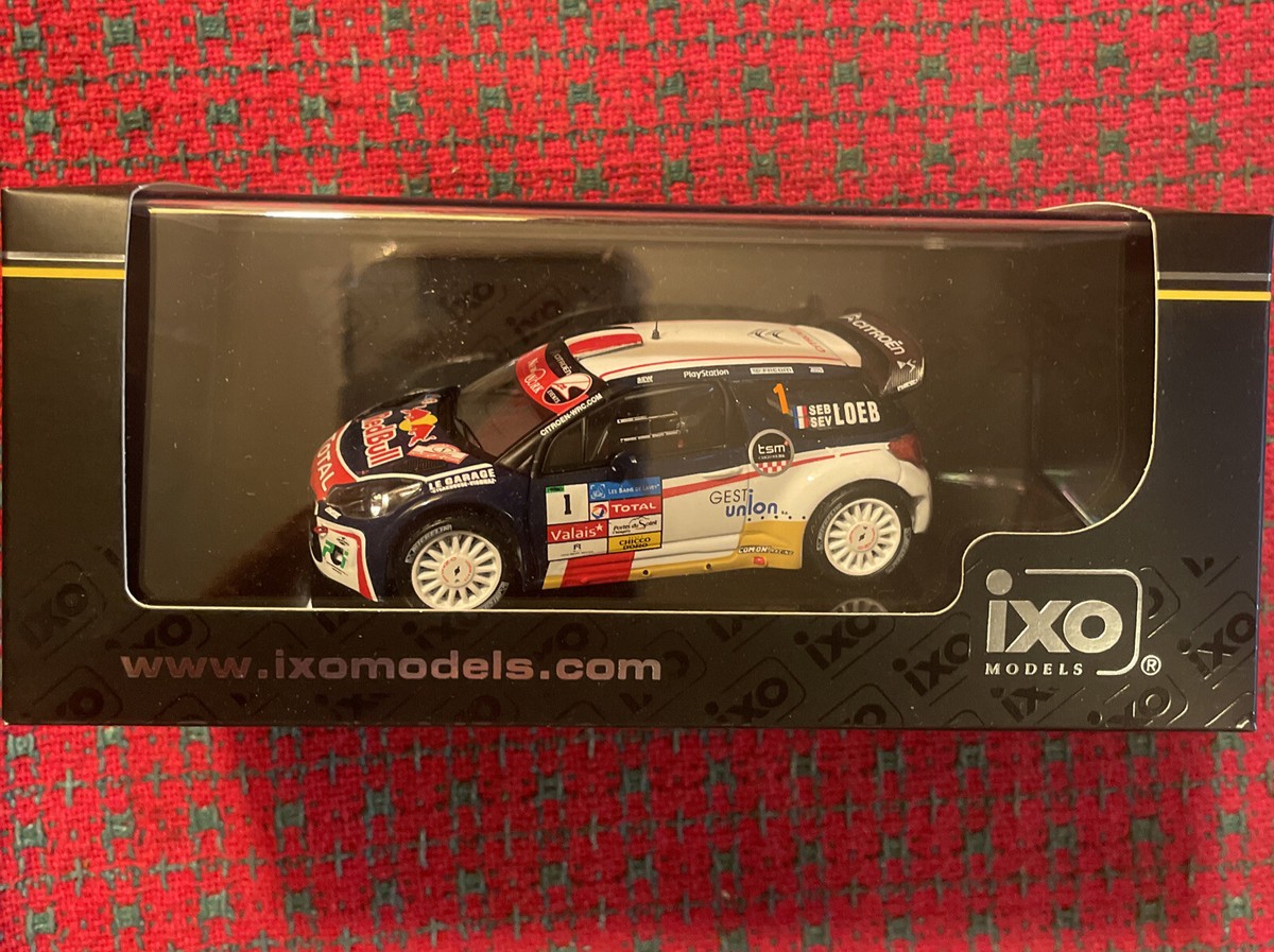 IXO Models Red Bull Citroën DS3 WRC Chablais - Ixo 1/43