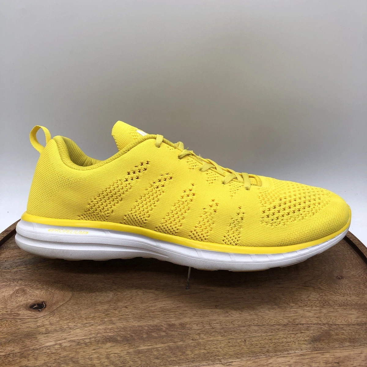 Apl techloom clearance pro running sneakers