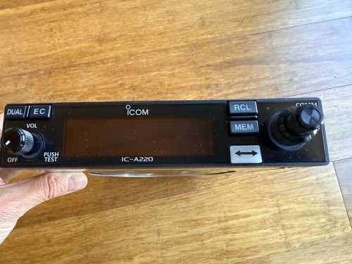 Used Icom IC-A220 Aircraft Transceiver Panel Mount TSO