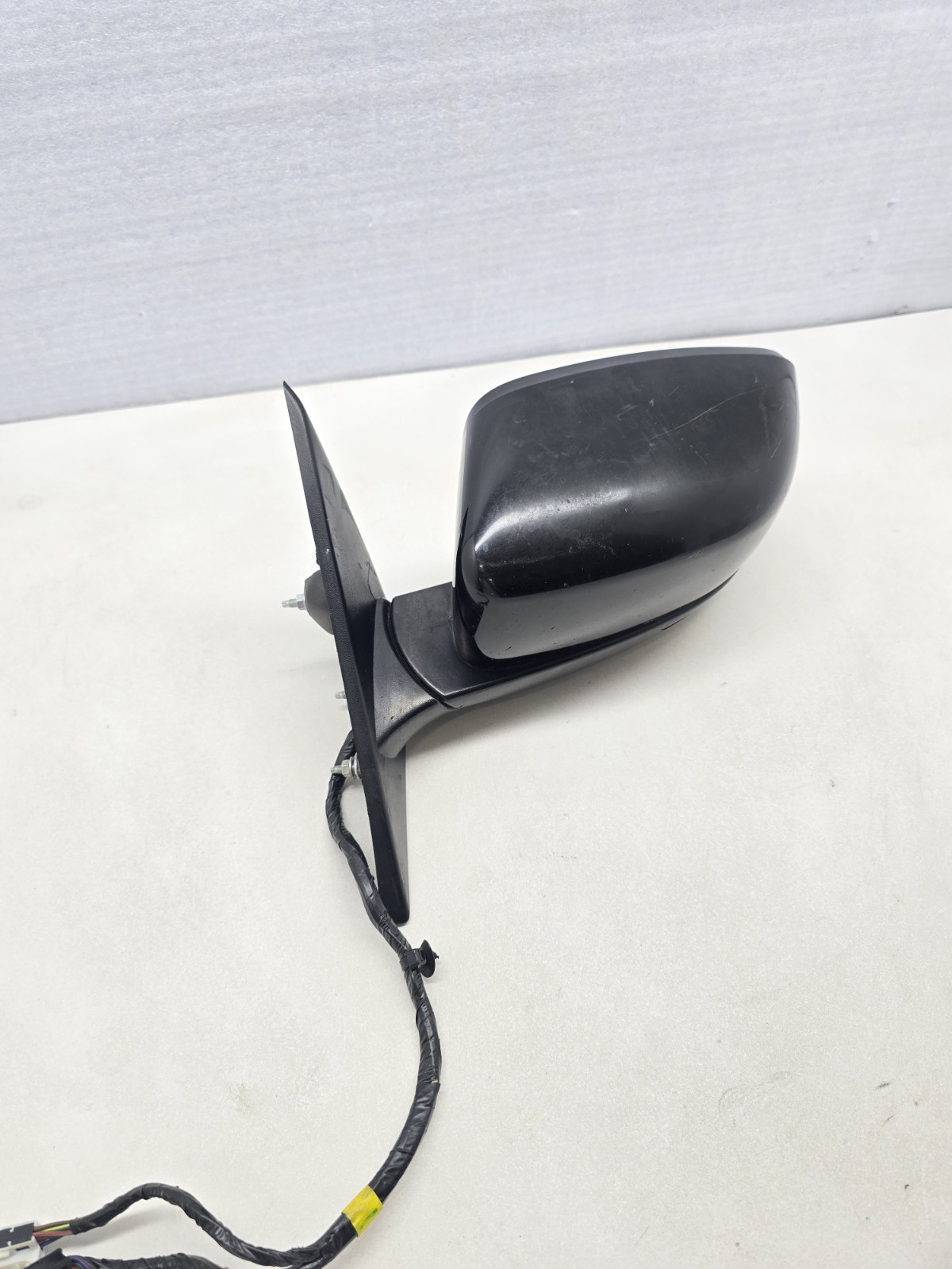 2014-2017 MASERATI GHIBLI LEFT DRIVER SIDE DOOR MIRROR HEATED  Black OEM USED