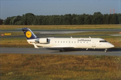 Dia D-ACJJ Embraer ERJ-190-100LR Lufthansa Flugzeug 35mm ungerahmt O31-6-5