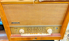 Vintage RCA 1940s RCA International Radio/Stereo, model number RCA 9QC94 FMT.&nbsp;