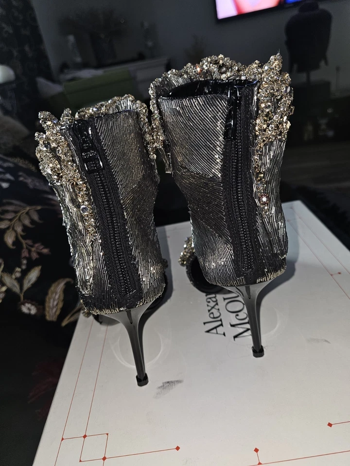 Alexander McQueen Women Runway D'orsay Pump Heel Shoe 37 Embroidery Limited Edit - Image 3 of 4