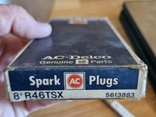 New in Box Vintage 8 AC Delco Genuine GM Spark Plugs R46TSX Made in USA 5613883