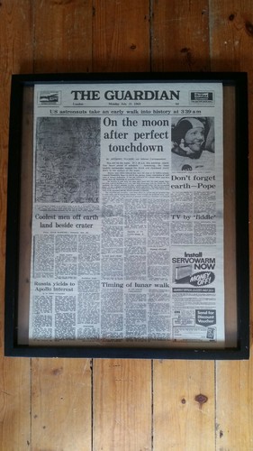 Frame Guardian Zeitungsausschnitt Mondlandung: datiert Montag, 21. Juli 1969 - Bild 1 von 2