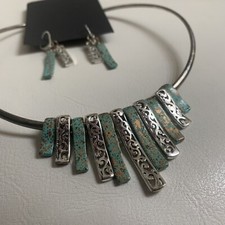 Faux Turquoise Choker/Earrings Set Silver Tone Southwest Inspired Vintage