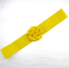 29-34" Vintage Size Medium/Large Yellow Flower Stretch Belt Plastic
