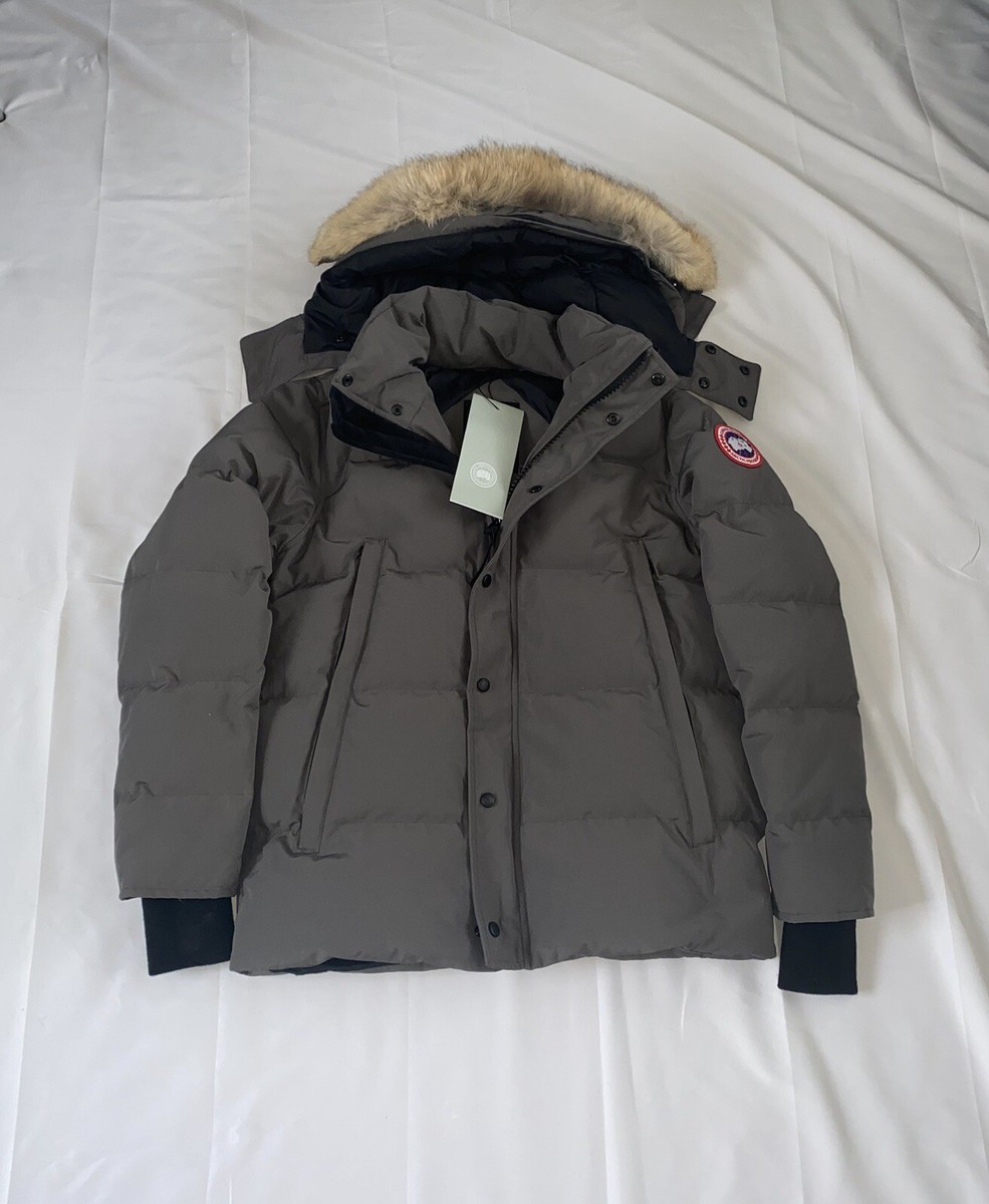 Grey Canada Goose Wyndham Red Badge Size M BRAND UK