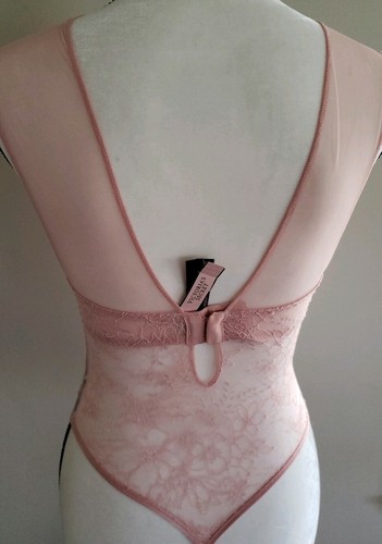 Victoria's Secret ~ Pink ~ One Piece Bodysuit ~ Teddy ~ Lace/Sheer ~ Size 32C - Picture 3 of 12