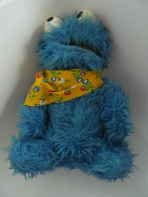 Play with Me Cookie Monster (Vintage Sesame Street, Knickerbocker