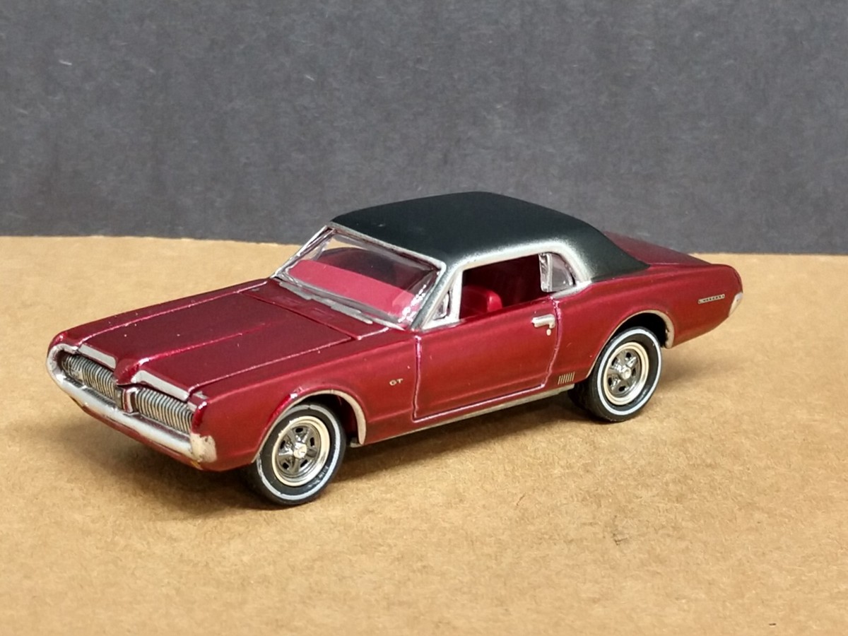 67 MERCURY COUGAR XR-7 GT ADULT COLLECTIBLE 1/64 LIMITED EDITION