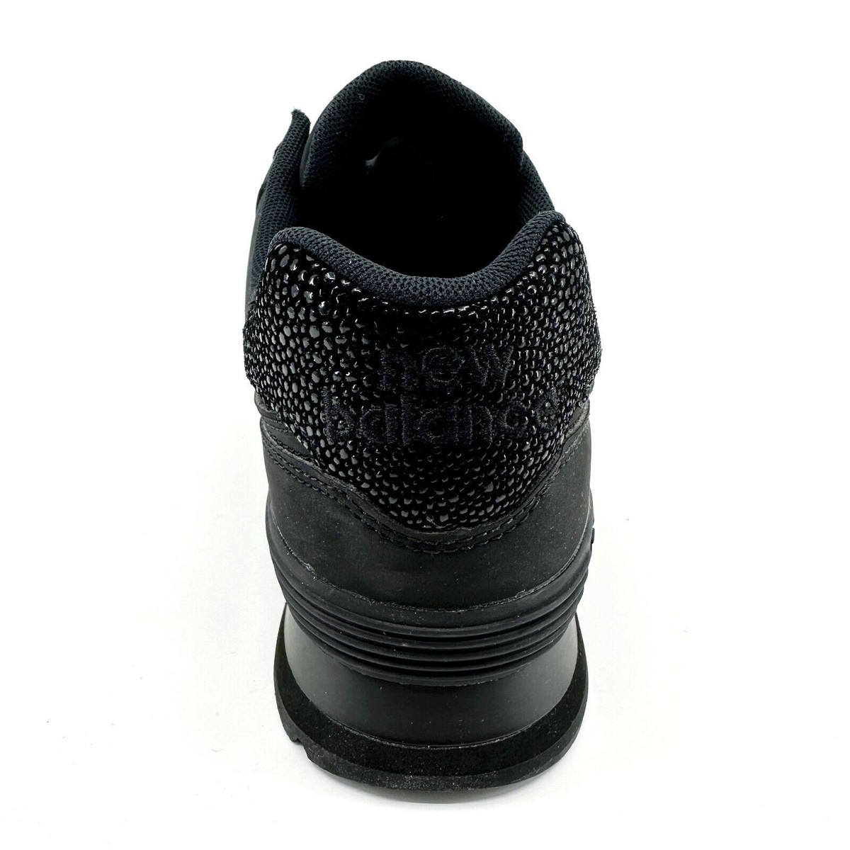 New Balance 574 Classics Triple Black Caviar Mens Leather  display picture 2