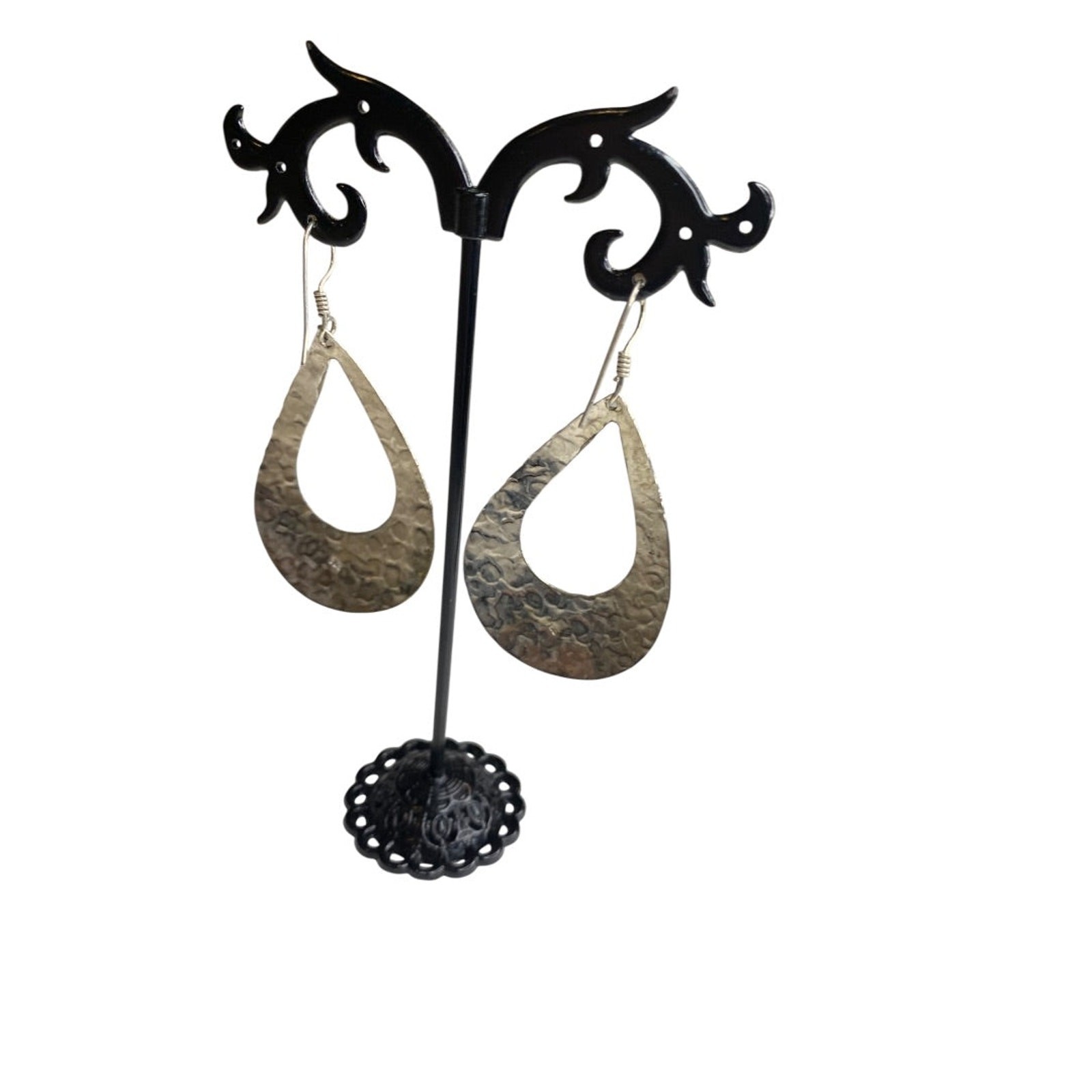 Silvertone Hammered Pierced Fishhook Earrings Lig… - image 6