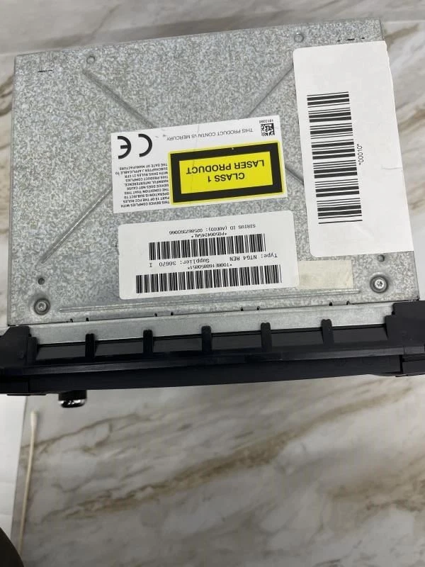  08-10 WRANGLER Equipo de Audio Radio Ren con Radio Satelital Compatible Foto 2 de 4