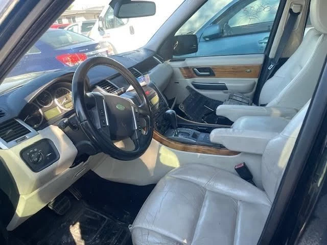 Driver Tail Light Without Hst Package OEM 06-09 RANGE ROVER SPORT 1287121 - Image 4 of 4