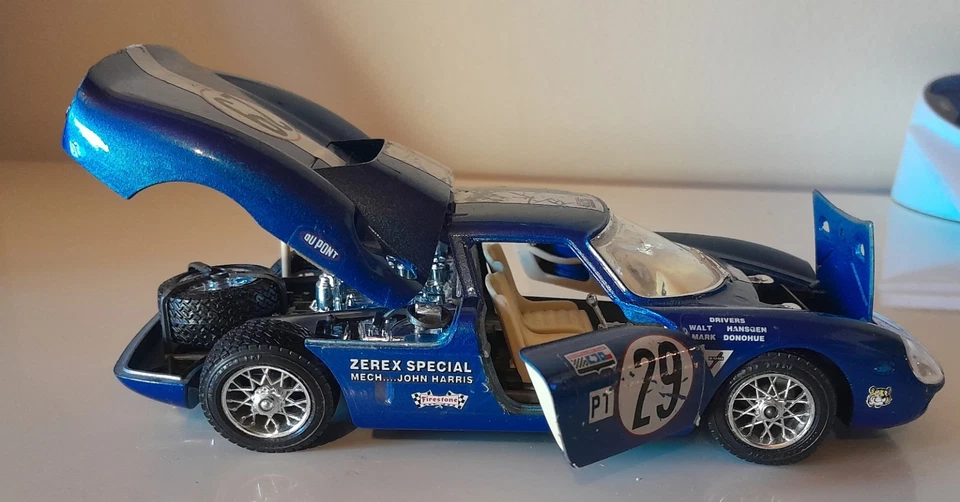 FERRARI 250 LM 1965 - bleu - SCALA  1/24 BURAGO  voiture miniature collect - Photo 3/4