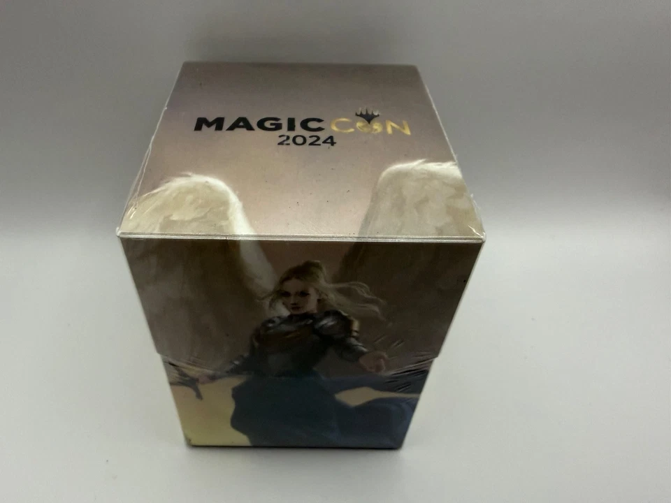 MagicCon Las Vegas 2024 Ultra Pro Deck Box + Mangas Angel Anna Christensen Magic The Gathering Foto 2 de 3