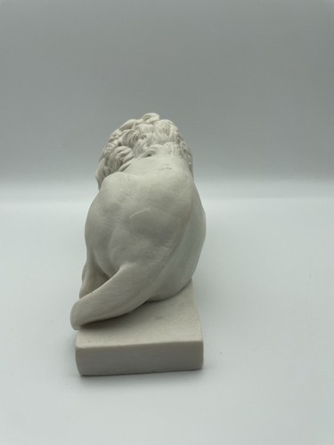 VINTAGE STIL SCHLAFENDER LÖWE STATUE KREIDEGESCHIRR SKULPTUR KLASSISCHE FIGUR ORNAMENT - Bild 4 von 9