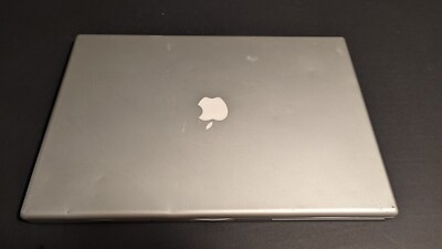 Apple Macbook Pro 17