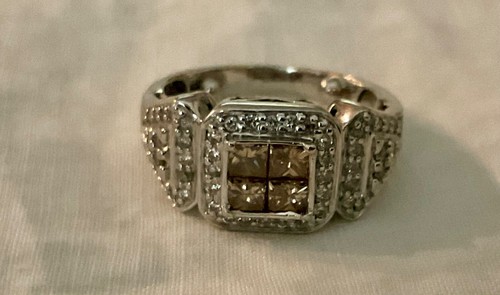 Anello in oro bianco 14 kt con diamanti bianchi champagne misura 3,25 Estate 4,7 g - Foto 11 di 23