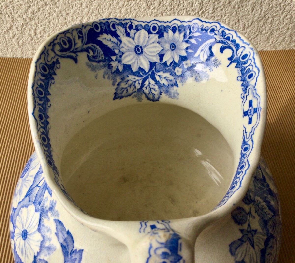 BROC ET CUVETTE DE TOILETTE ONNAING FORME CARMEN 1