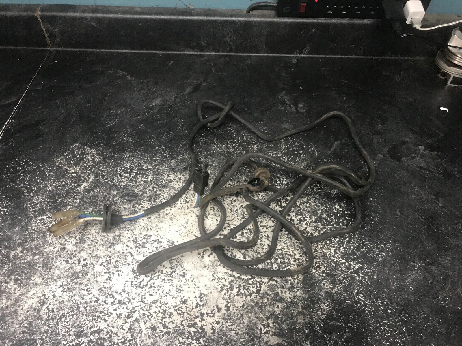 Picture 1 of 3