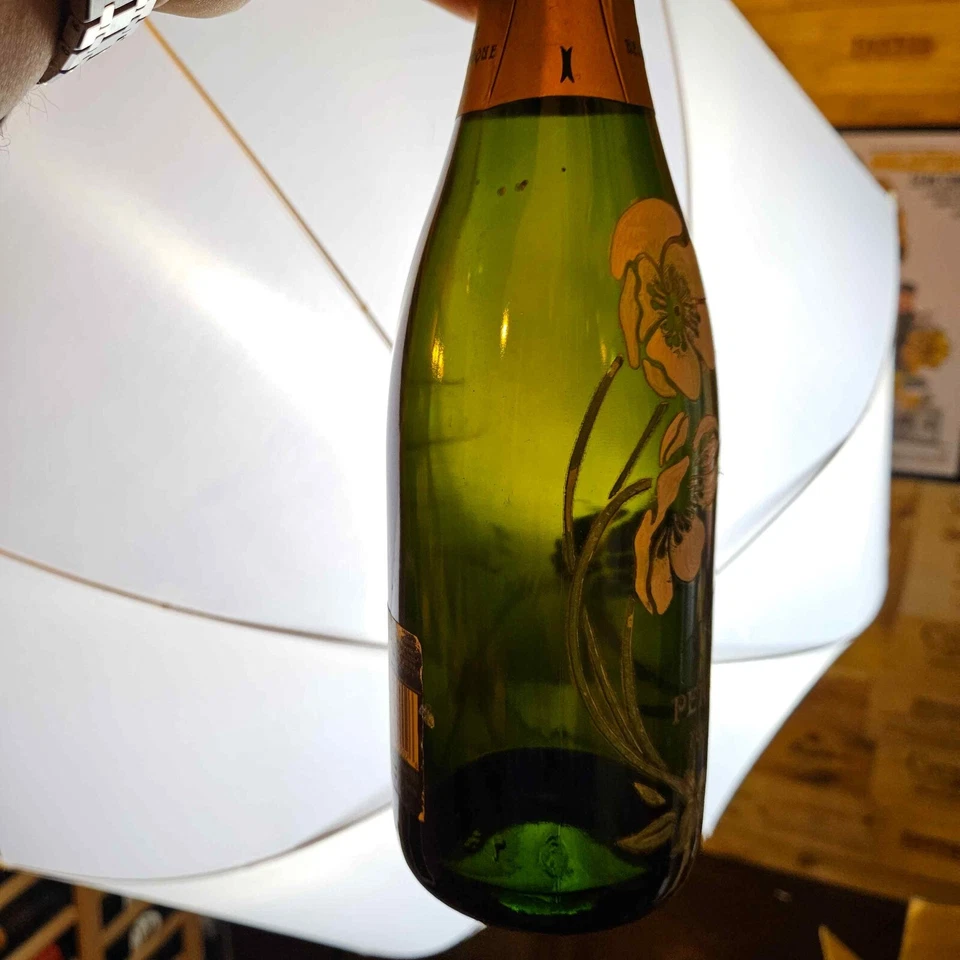 Perrier-Jouet Belle Epoque 1988 - Fleur de Champagne Millesime Brut [RP-92pts] Foto 3 de 3