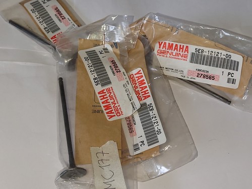 Exhaust valves 4 pcs NOS Genuine Yamaha 5EB-12121-00 YZF-R6 #MC177 - Picture 4 of 4