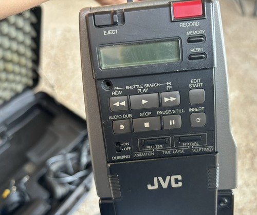 JVC VHS GF-S550 CAMCORDER Case and Cables Included BUNDLE UNTESTED - Picture 5 of 12