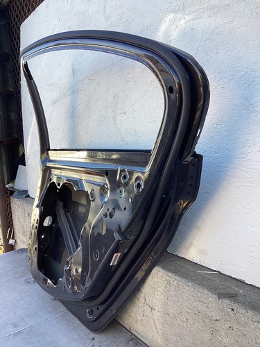 2017 18 2019 2020 2021 2022 BMW 5 SERIES 520i 530i 540i REAR RIGHT DOOR OEM USED - Picture 7 of 15