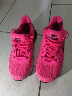 38 Große Nike Lunarglide 6 Damenlaufschuhe / Pink-Schwarz-Platin-Grau Gebraucht