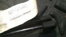 Verin de hayon / de capot Peugeot 4007