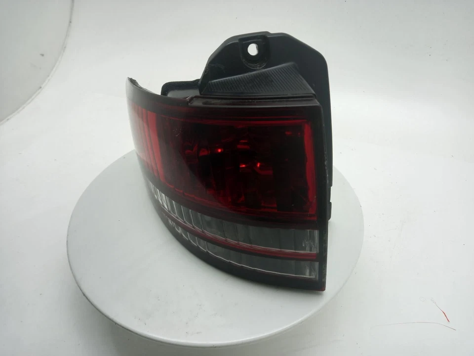 TOYOTA PREVIA Tail Light Rear Lamp N/S 2001-2007 5 Door MPV LH   - Image 3 of 4