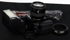 Minolta Alpha 7000 35mm Film AF SLR c/w AF Zoom 35-105mm Lens  2800AF Flash Kit