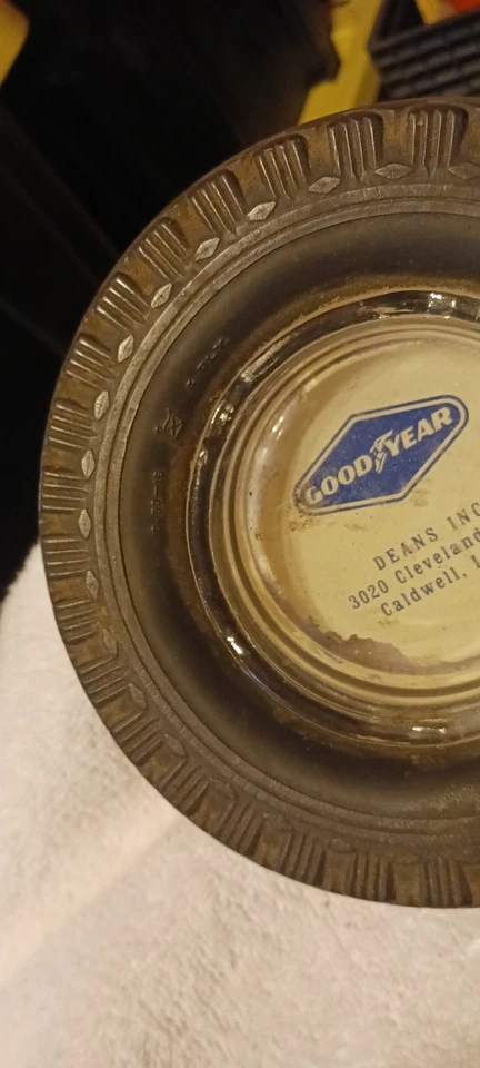 Cenicero de goma para neumáticos Goodyear publicidad Dean's Inc. Caldwell ID  Foto 4 de 4