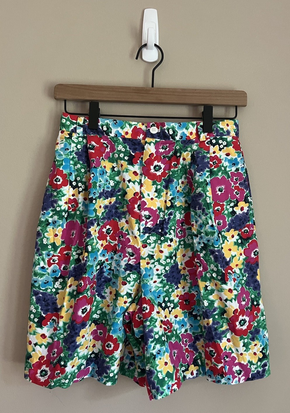 Shorts High Waist Vintage Bright Floral Mom 80s 90s Womens Pleated Size 8-image