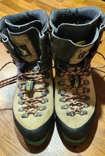 La Sportiva Nepal Top Hochtouren Bergschuhe Größe 45