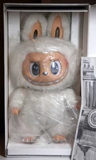 100% AUTHENTIC ANGEL IN THE CLOUDS ZIMOMO - POP MART SHIPPER BOX QR CODE- NRFB