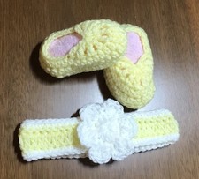 Crochet handmade Baby Booties Headband Girls newborn 0-3 Months Yellow Shoes