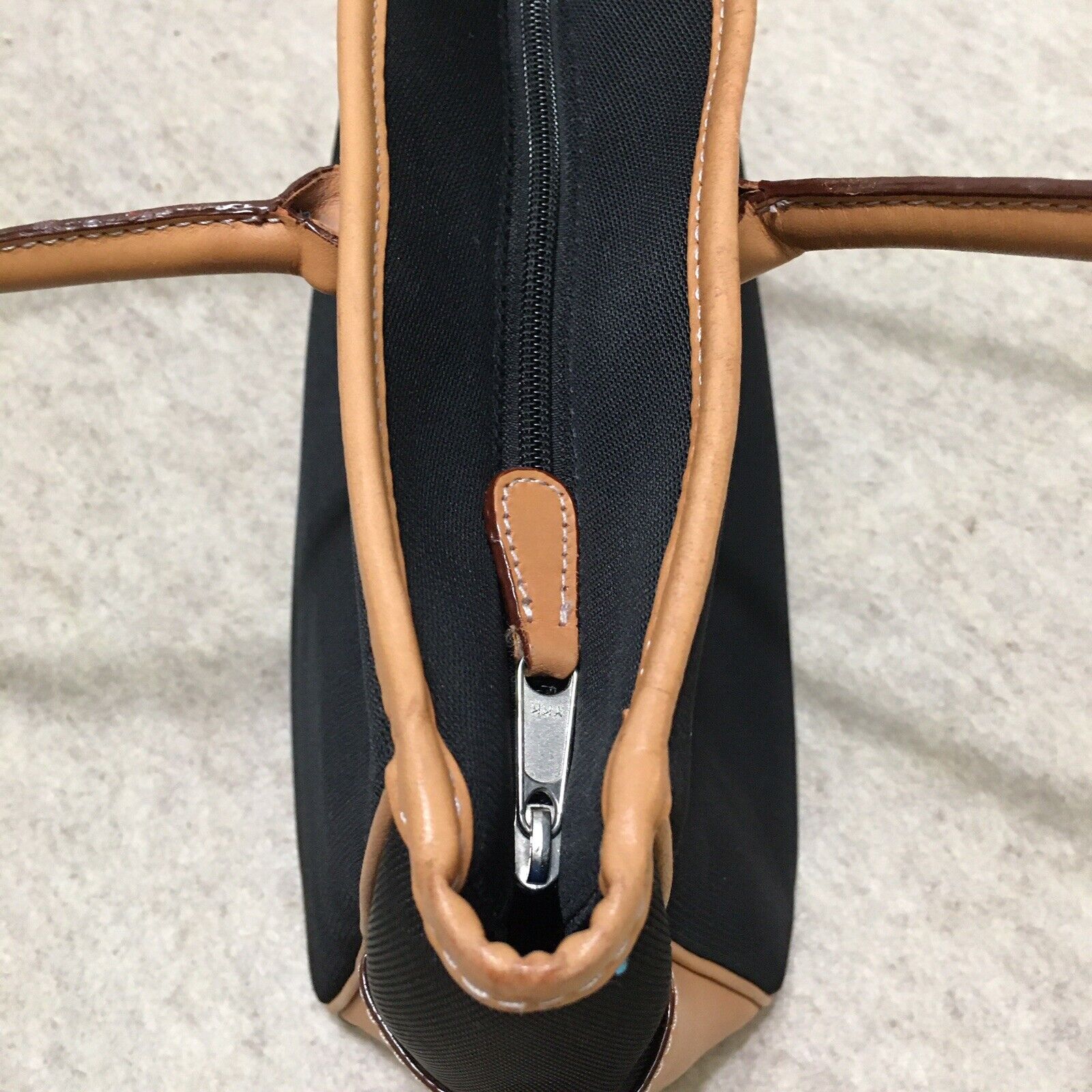 Foto 11 di 24