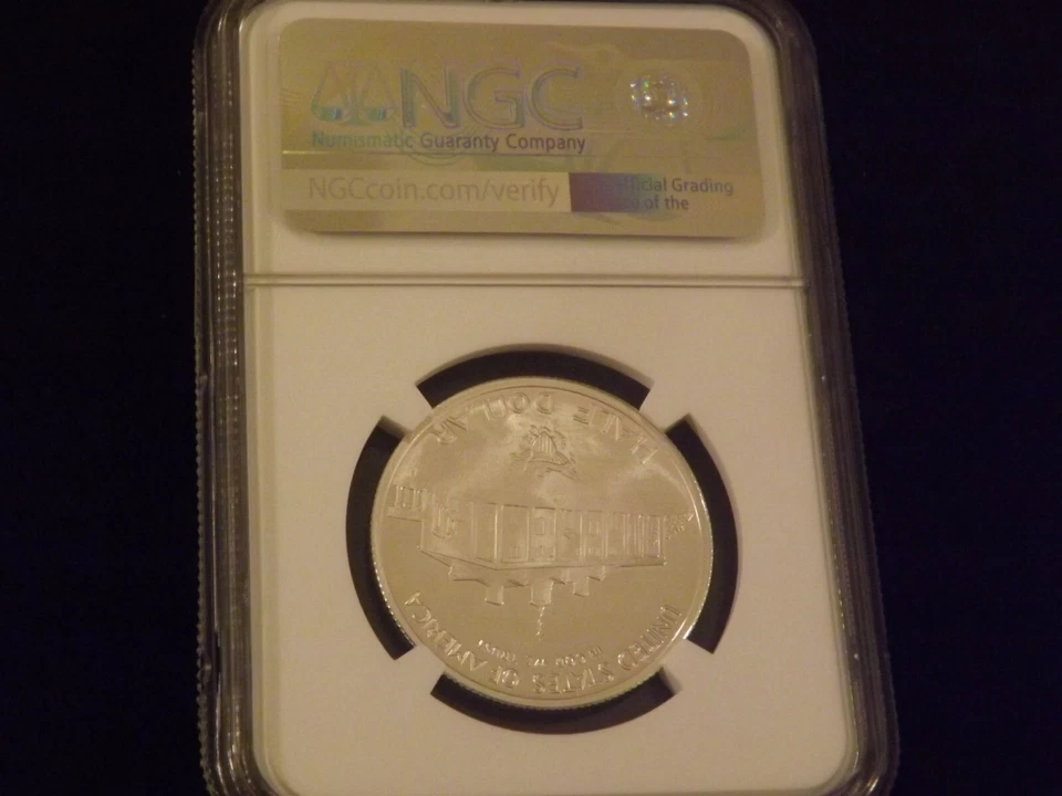 1982-S   50 C     GEORGE WASHINGTON     NGC  PF 70 ULTRA CAMEO - Image 2 of 2