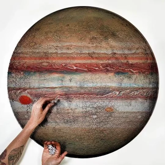 The Planet Jupiter 1000 piece Jigsaw Puzzle 26" Round NEW - Image 2 of 4