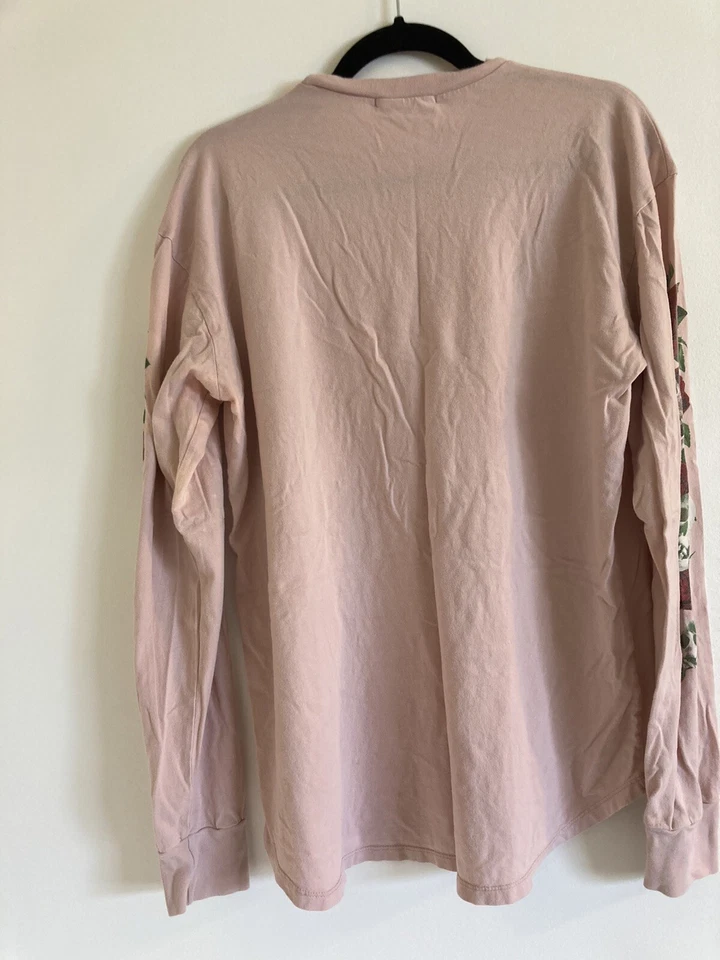 EPTM Skull/Rose Print Longsleeve Salmon L Faded/bleach stain left underarm C Pic - Image 2 of 4